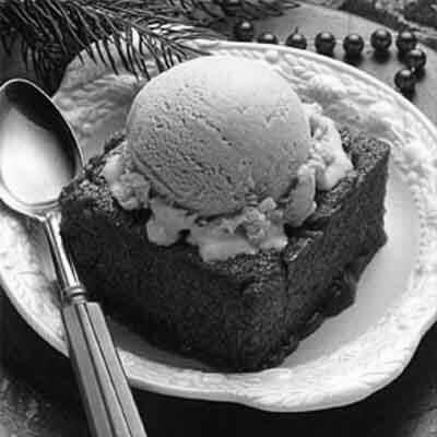 A Delicious Gingerbread Pudding Cake image 0