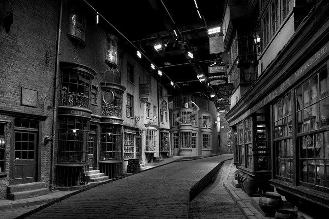 Warner Brothers Harry Potter Tour London image 0