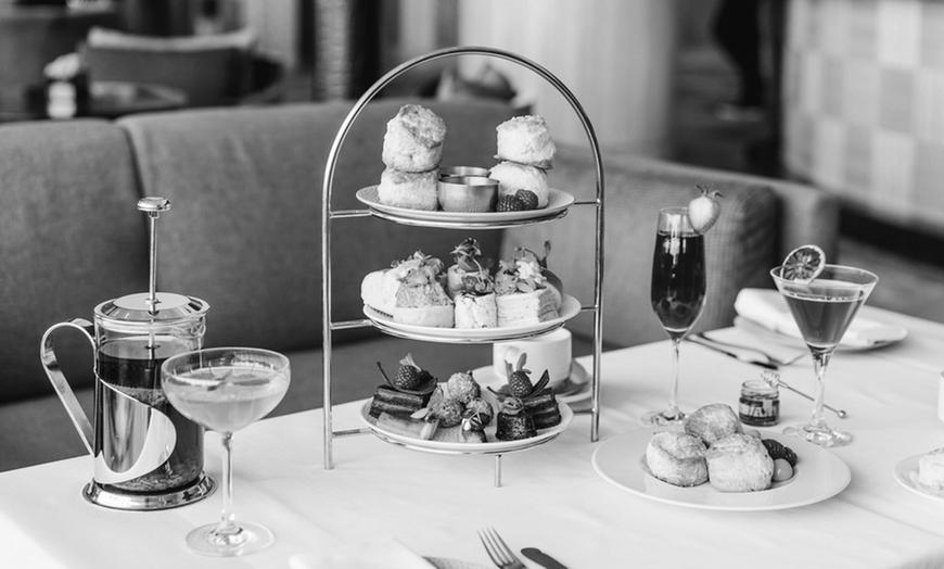 High Tea at the Fairmont Hotels photo 1