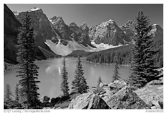 Black and White Pictures of Canada image 0